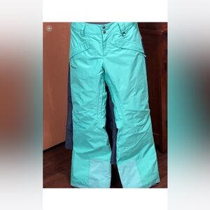 Patagonia  snow panta sizeL💐💐💐